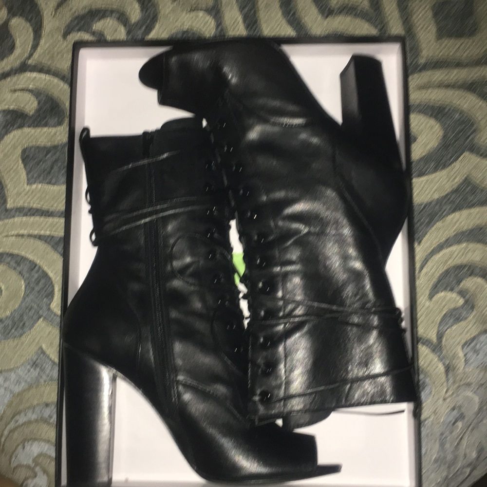 Steve Madden boots